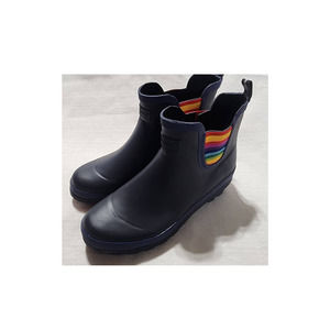 landchief size 8 rubber rainbow shoes woman